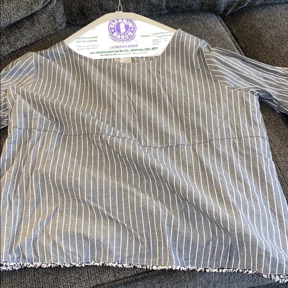 Puffy sleeve grey and white stripe